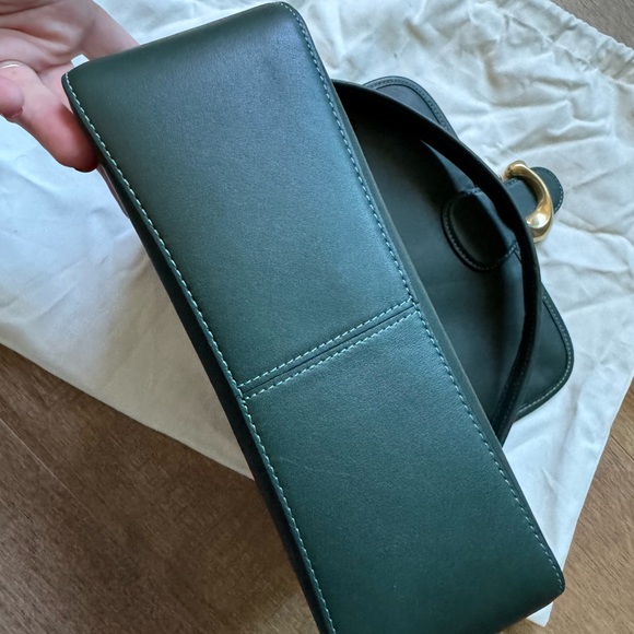 Coach soft tabby in amazon green - Picture 3 of 5